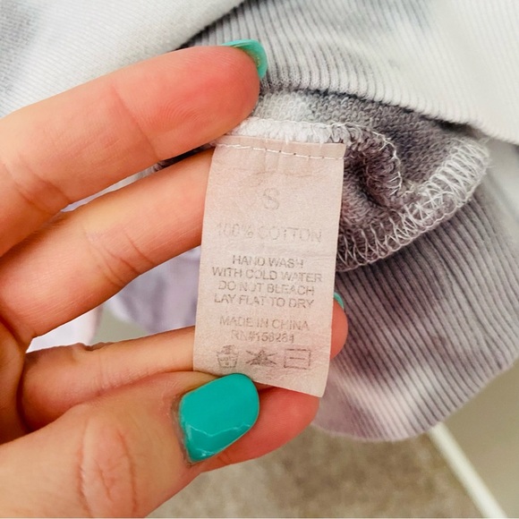 Caution To The Wind Pullover Tie Dye Hoodie Gray/White Sz Small - Picture 5 of 8